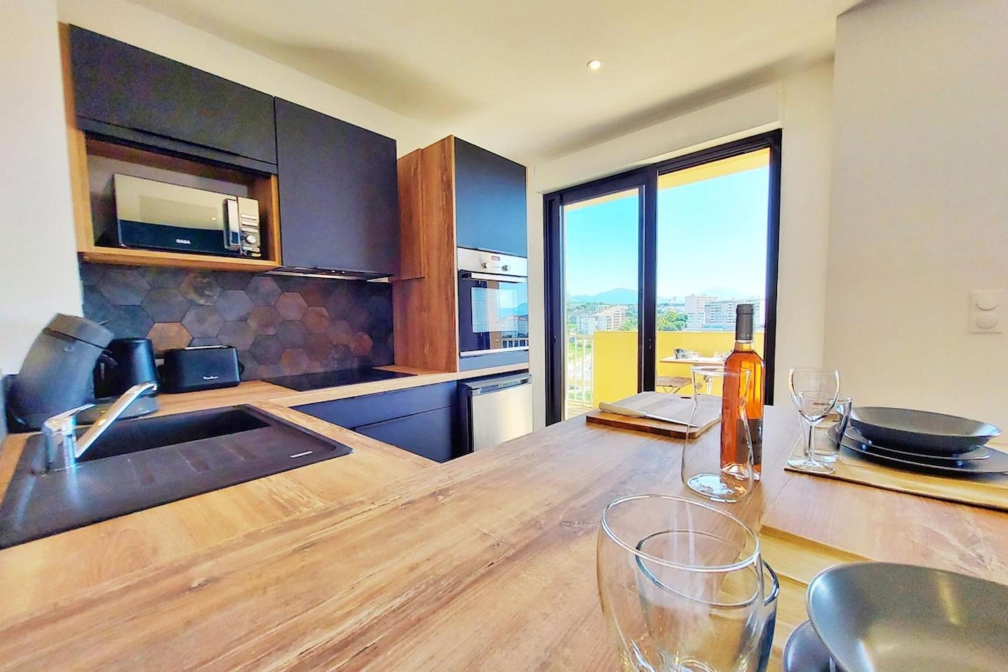 Marlene - Terrace Free Parking - By Tgb Apartment อฌักซิโอ้ ภายนอก รูปภาพ
